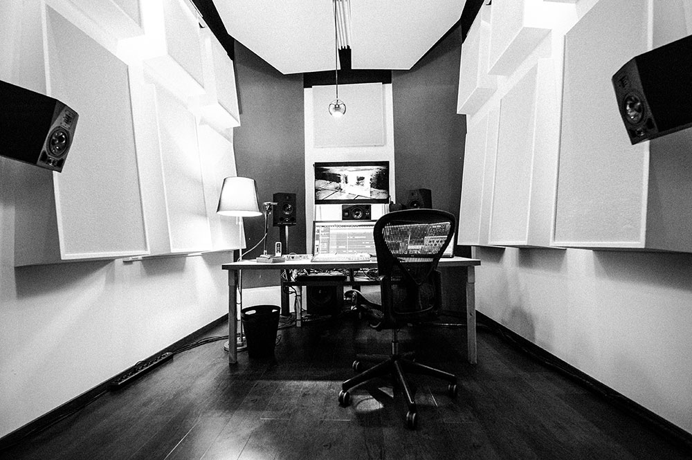 Edit Suites Sound Design | Sound Editing | Tonschnitt Blautöne - Audio Postproduktion Tonstudio Wien